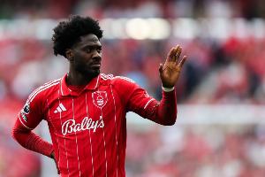 蓝鲸体育app-电讯报：诺丁汉森林后卫埃纳遭遇严重伤病，可能缺阵至今年年底